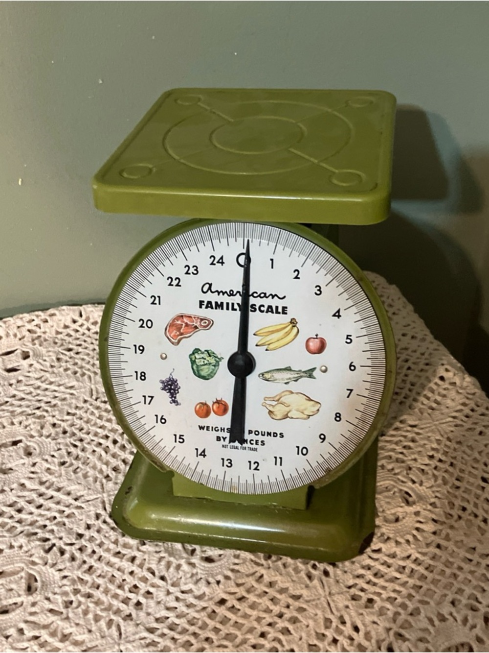 Vintage Antique Green Avocado American Family Scale 25 lbs Rustic Kitchen